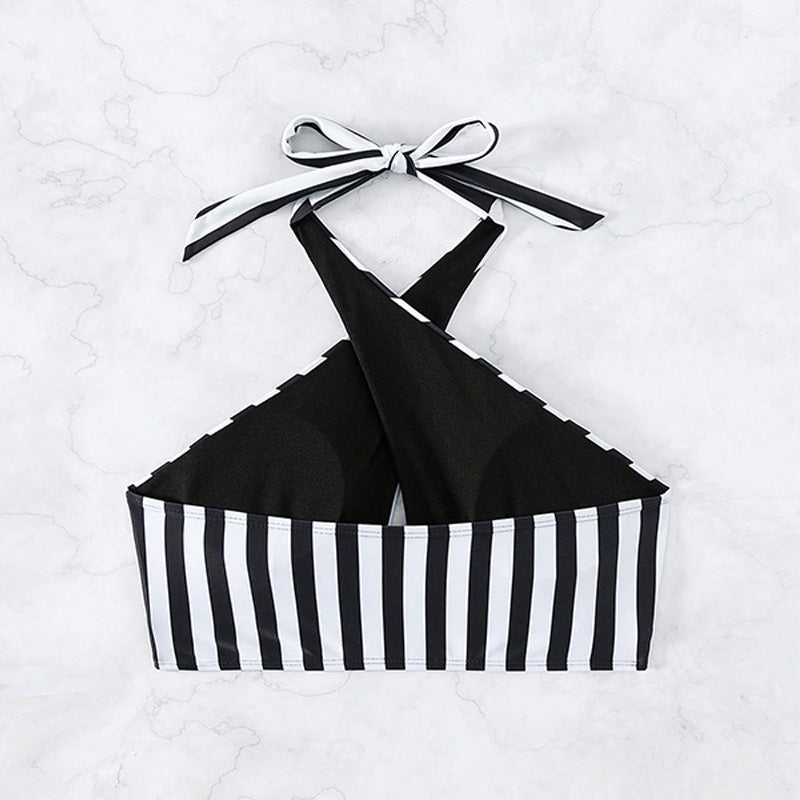Dame triangle-bikini top med gennemtænkt omviklingsdesign og elegant stribemønster Skovae