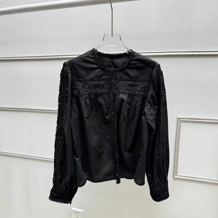 Dame mini nederdel med elegante flæser og fin spidsborte Stilla