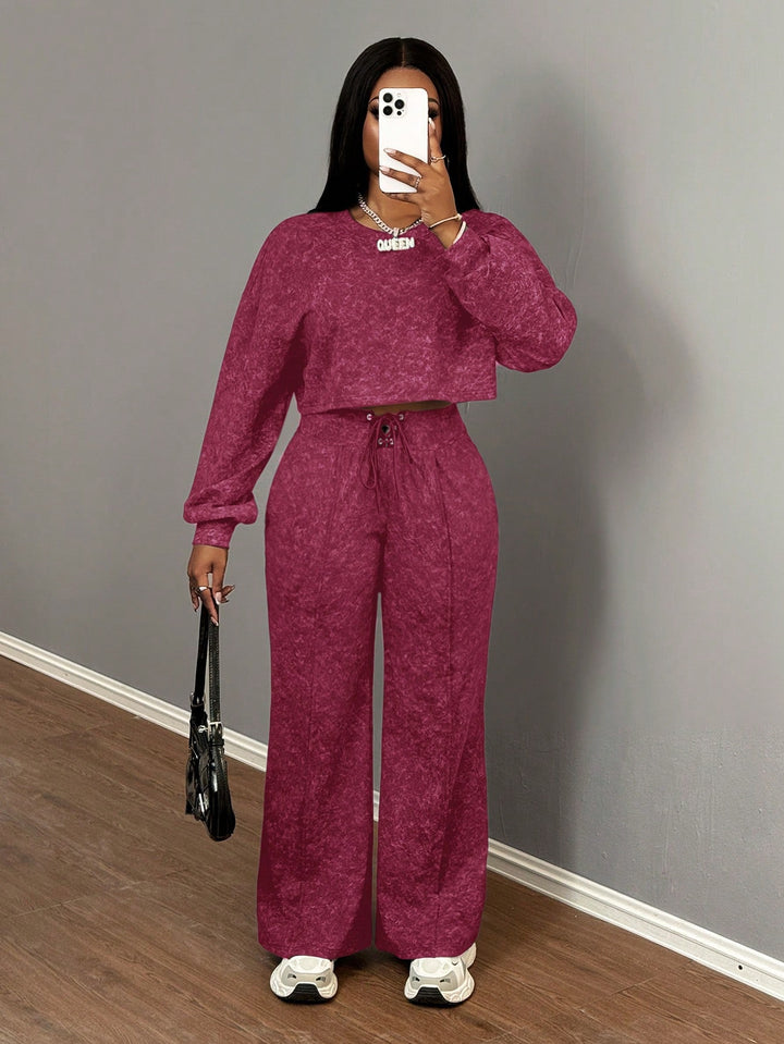Kvindernes cropped loungewear sæt med brede benbukser og høj talje Skovae