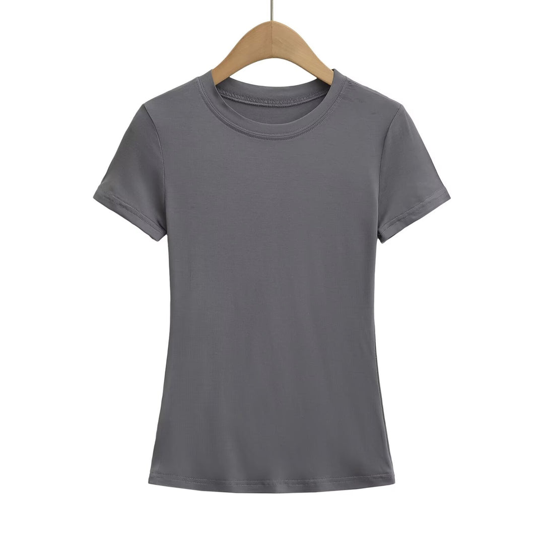 Dame Sporty T-shirt med tætsiddende snit og innovativt strækstof Stilla