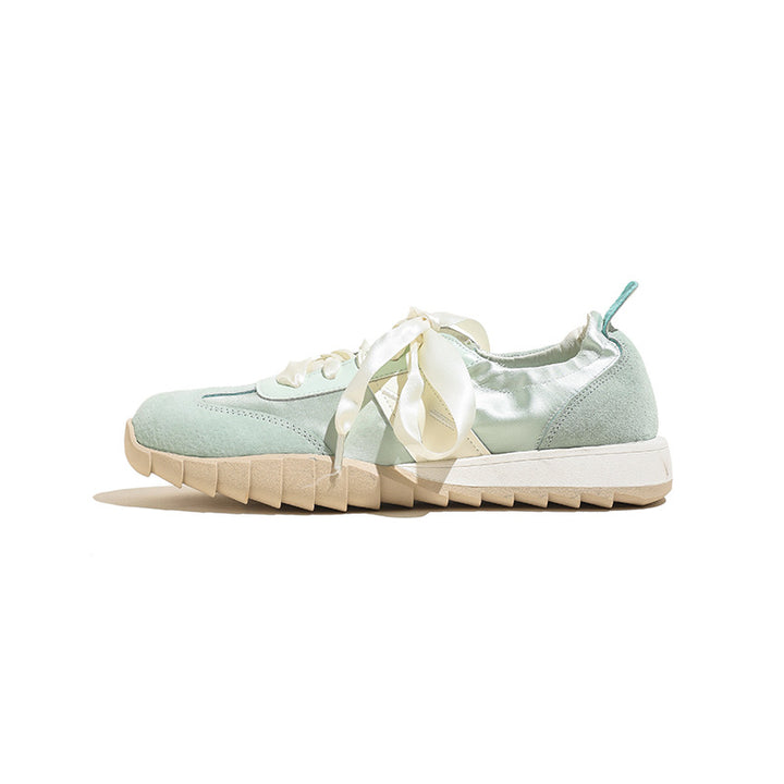 Dame Sporty Sneakers med elegante Satin- og Nubuck-elementer Stilla
