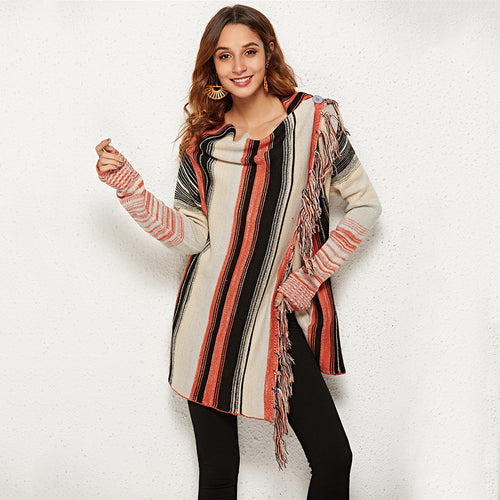 Kvinders fashionable cardigan med frynser og typisk stribet mønster Stilla