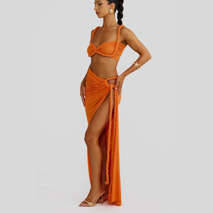 Kvinders bikini sæt med elegant indpakningsstof og kunstneriske snøredetaljer Skovae
