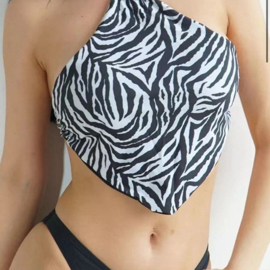 Dame bustier bikini top med asymmetrisk snit Skovae