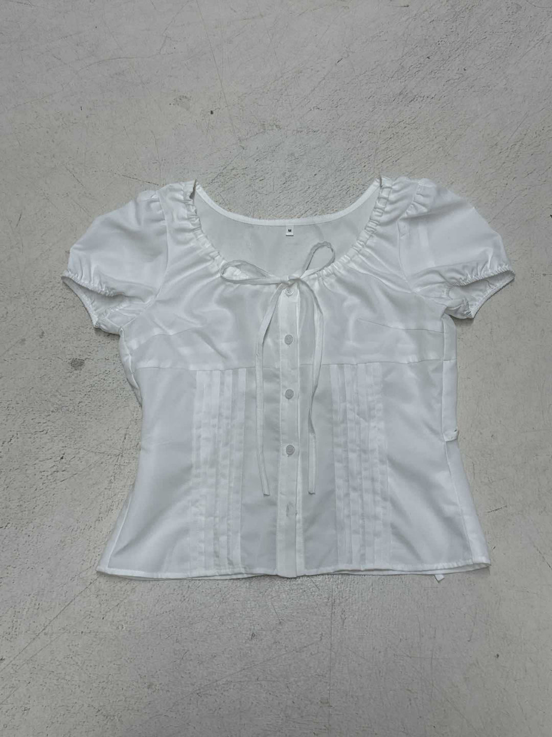 Damen elegante Bluse mit Rüschendetails und Knopfverschluss Skovae