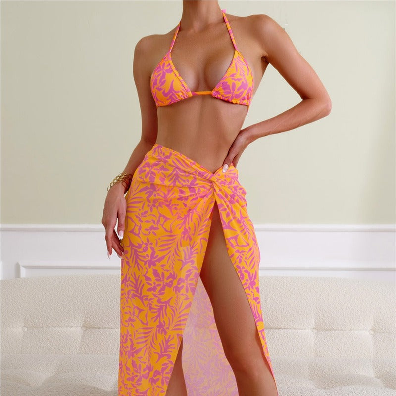 Dame bikini med blomsterprint og elegant strandindpakning Skovae