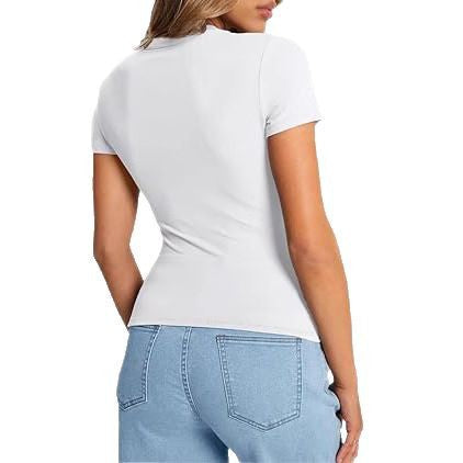 Dame figursyet kortærmet T-shirt lavet af elastisk materiale Skovae