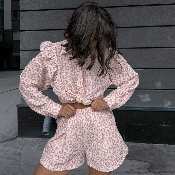 Dame rynket bluse og shorts-sæt med dyreprint Stilla