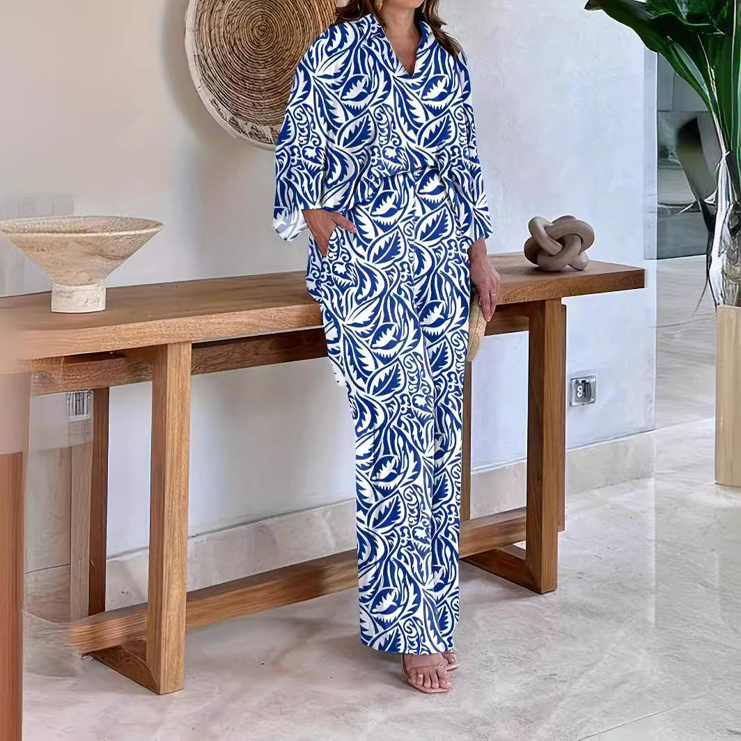 Dame Elegant og luftig strandkombination med florale mønstre Stilla