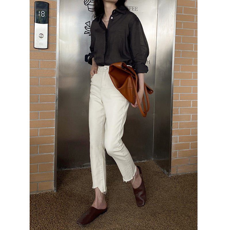 Dame High-Waist Jeans med franskede kanter og komfortabel pasform Stilla