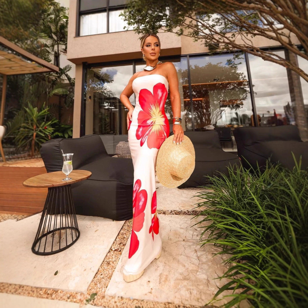 Dame off-shoulder maxi kjole med blomstertryk og flydende snit Skovae