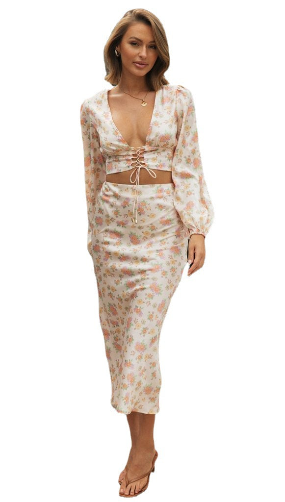 Dame sæt med floral top og nederdel Stilla