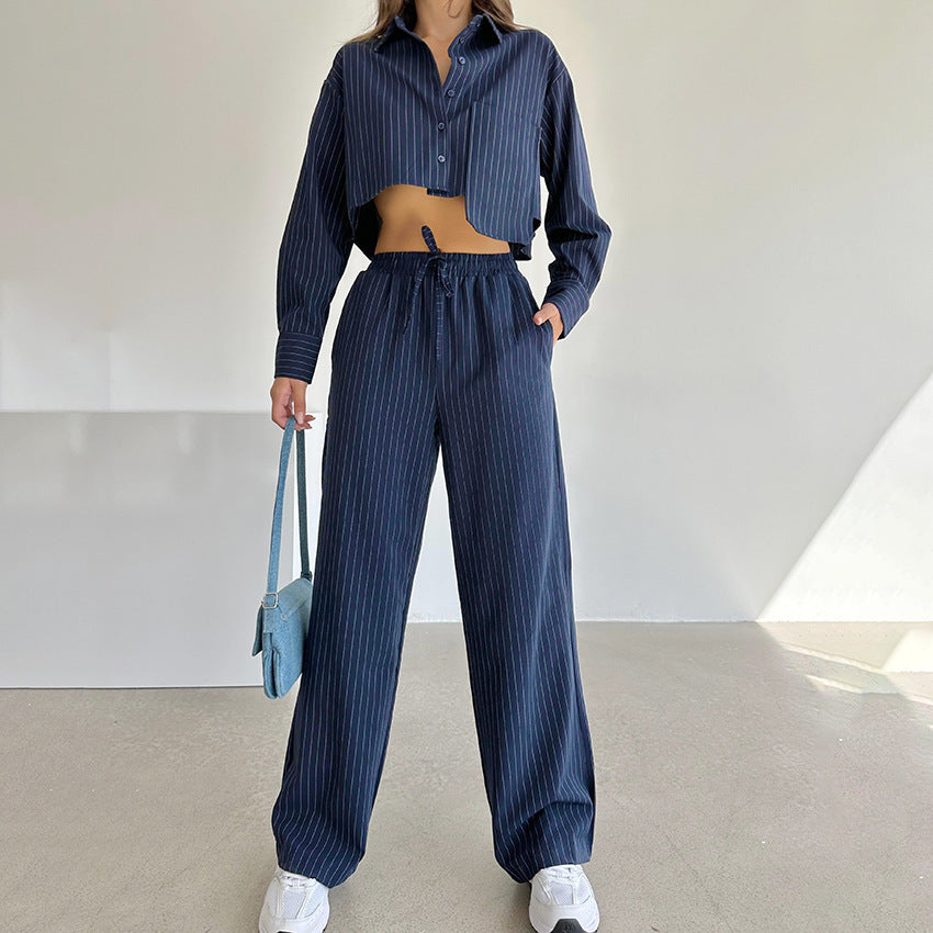 Dame sæt bestående af cropped bluse og bred bukser med elegant struktur Stilla