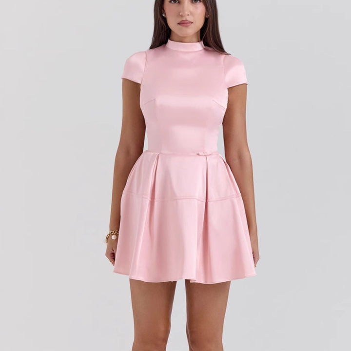 Kvinder Elegant Kort Kjole med Plisseret Nederdel og Chic Ståkrave Stilla