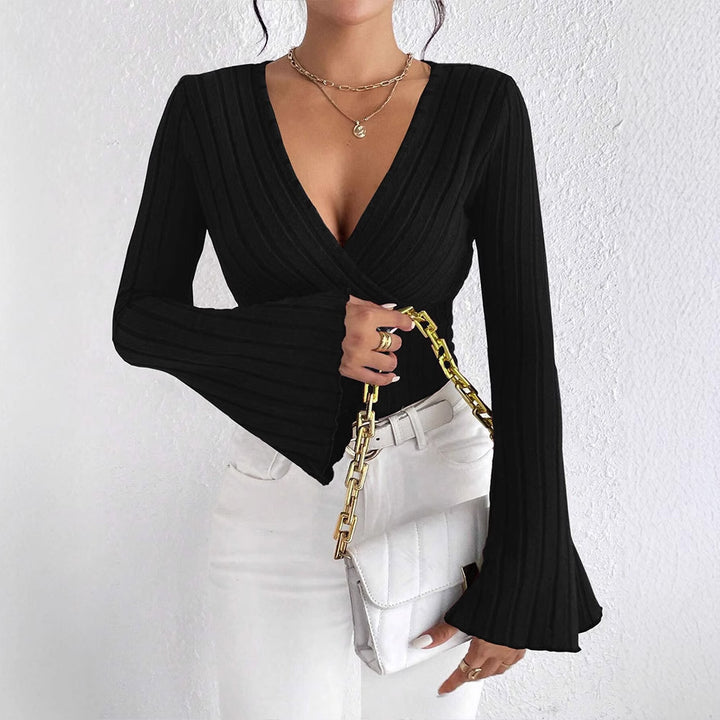 Dame elegant wrap top med rib strik og snoet design Skovae