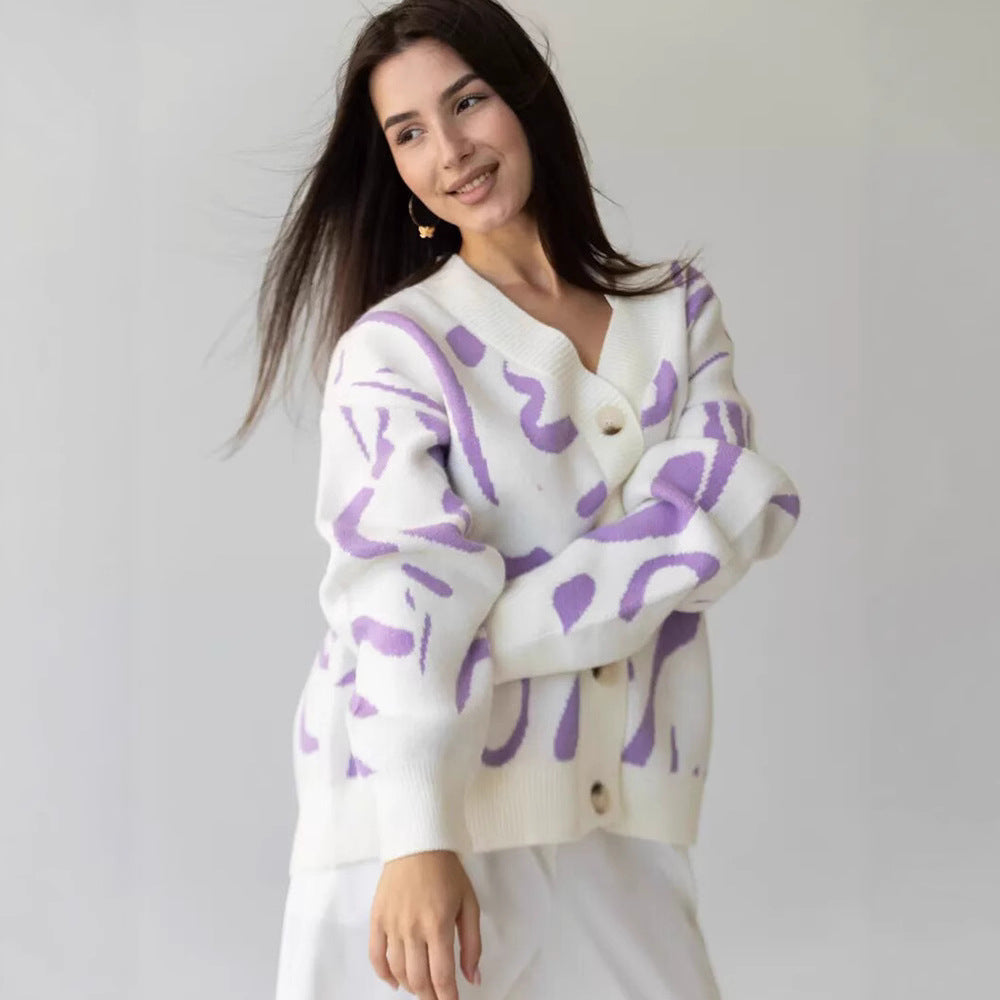 Kvinders hyggelige cardigan med elegant mønster Skovae