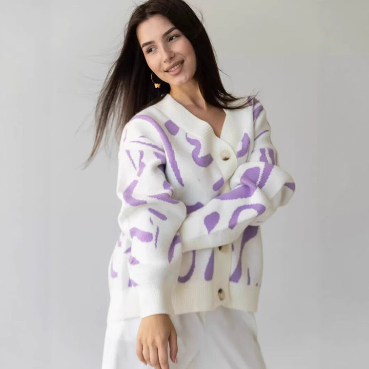 Kvinders hyggelige cardigan med elegant mønster Skovae