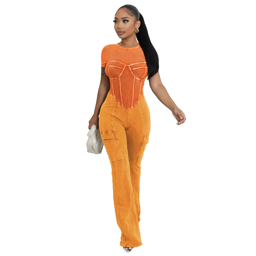 Dame figurtilpasset Jumpsuit med innovative detaljer og skræddersyet design Stilla