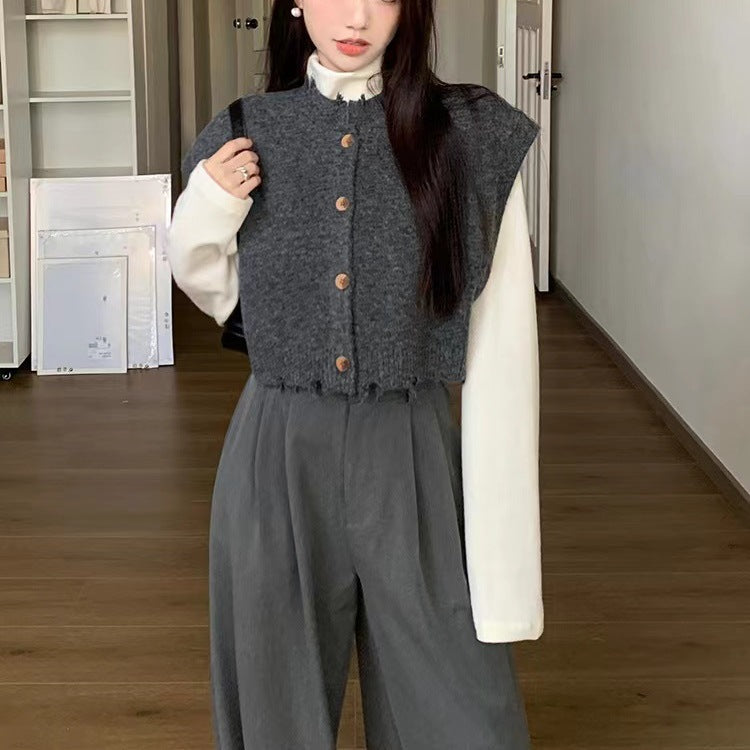 Kvinder cropped cardigan med splitkant og detaljer med træknapper Stilla