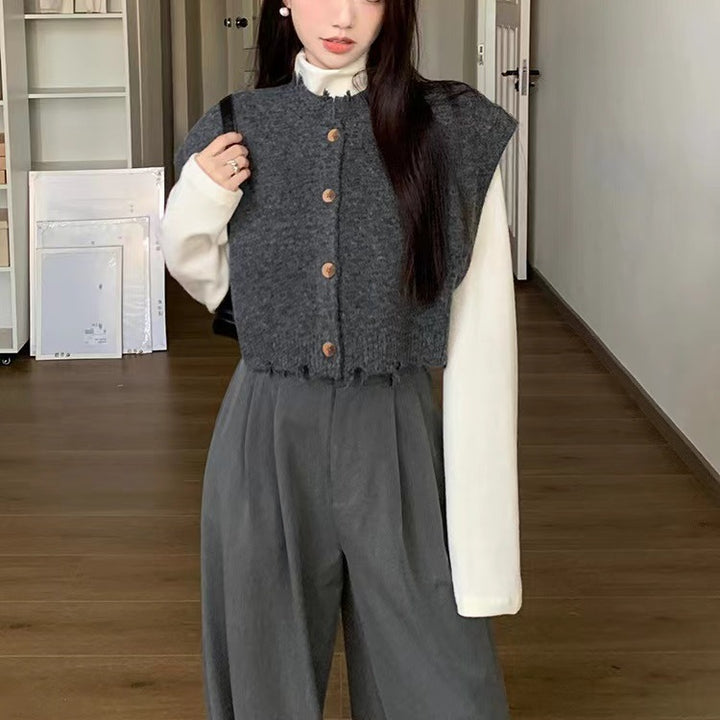 Kvinder cropped cardigan med splitkant og detaljer med træknapper Stilla
