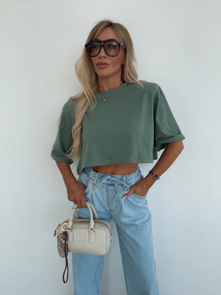 Kvinders casual cropped T-shirt med brede ærmer og materiale af høj kvalitet