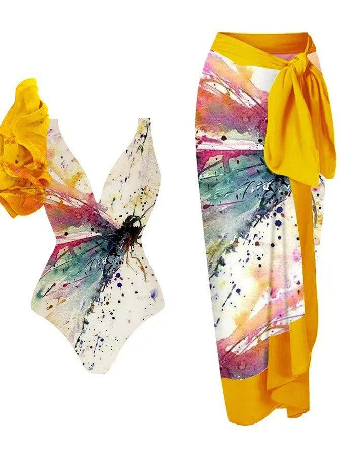 Dames badedragt med voluminøse flæse detaljer og matchende sarong Skovae