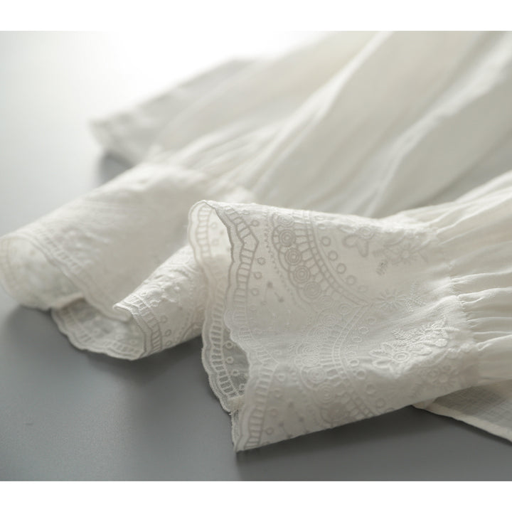 Damer elegant bluse med fin broderi og romantisk krave Stilla