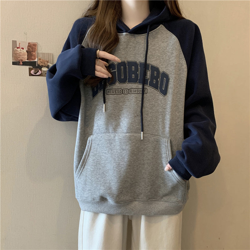 Dame Casual Oversized Grafisk Hoodie med Kontrastærmer Stilla