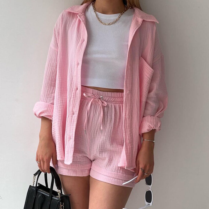 Dame Sommerligt Sæt med afslappet Bluse og Shorts i det ubekymrede Look Stilla