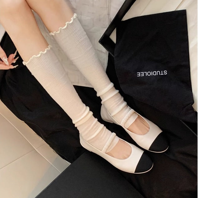 Dame Mode Ballerinas med elegant cut-out design og fleksibel rem Stilla