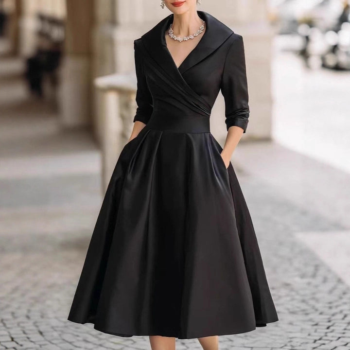 Kvinder elegant omslag kjole med peplum og praktiske lommer Stilla