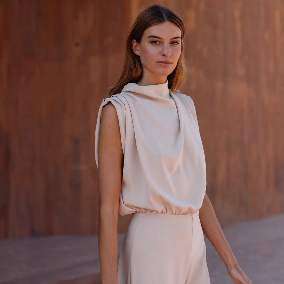 Dame Elegant jumpsuit med høj hals og vide ben Skovae
