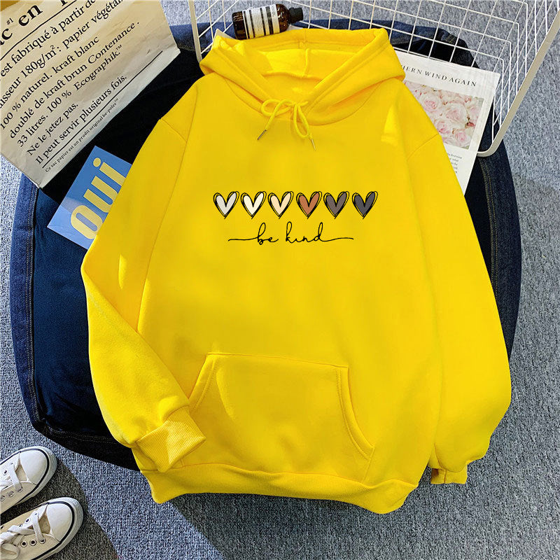 Kvinders hoodie med kreativ hjerte design Skovae
