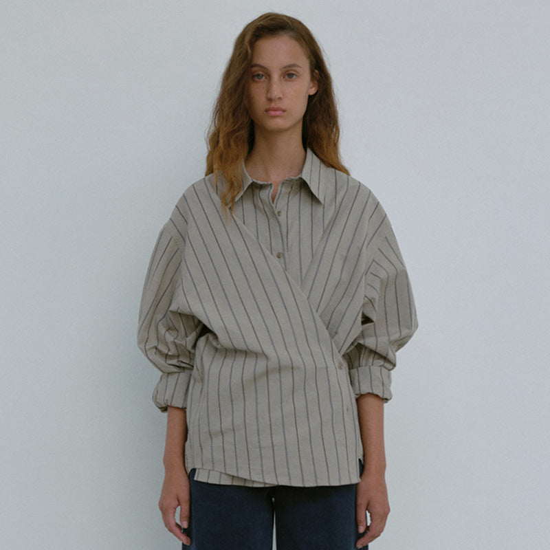 Dame Oversize Skjorte med krydset snit Stilla