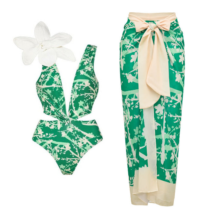 Dame Bikiniset med særlig blomsterdekoration og lang omslagsskjørt Skovae