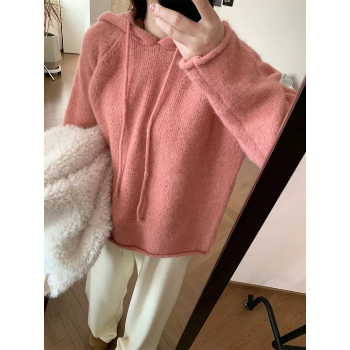 Kvinders hyggelige hætte sweatshirt lavet af blødt fleece-materiale med kengurulomme Stilla