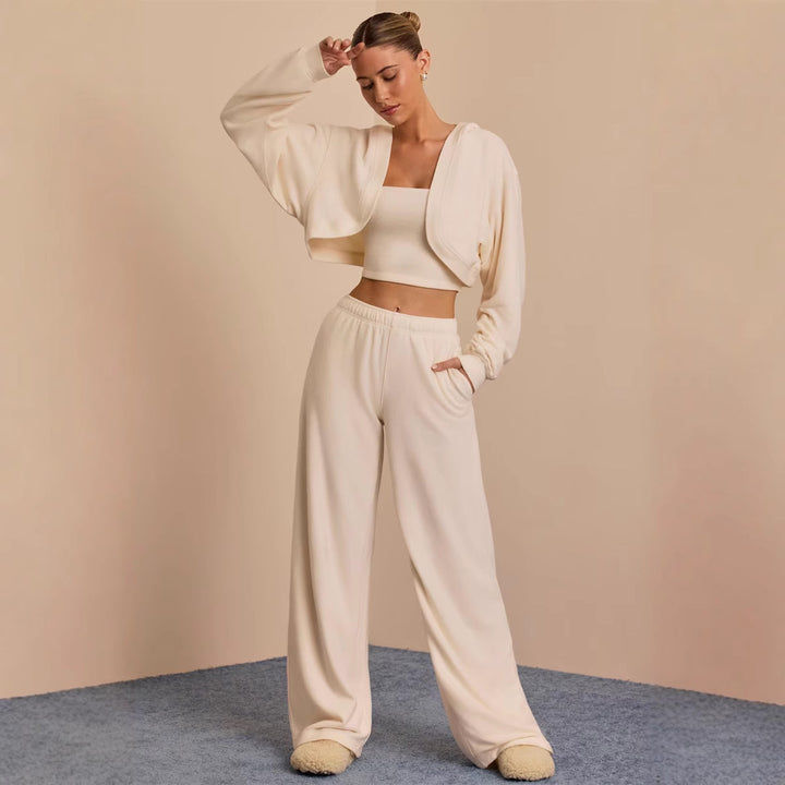 Kvinders afslappede lounge sæt med cropped top og bred buks ben Skovae