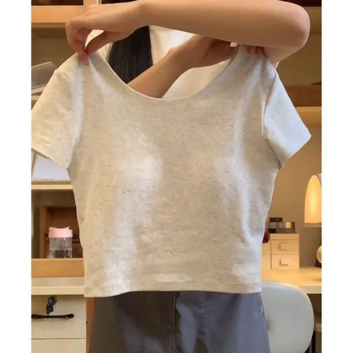 Femme Stilfuld Cut-Out T-shirt med Krydsdesign Stilla