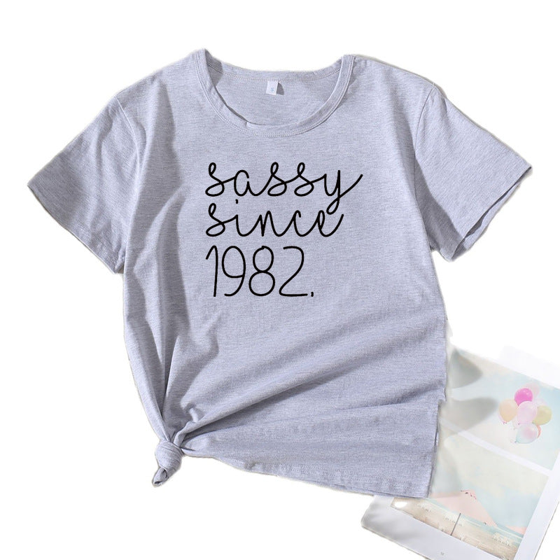 Dame Sassy Statement Grafik T-Shirt Stilla