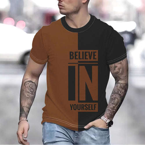 Herre T-shirt med inspirerende tekstdesign og moderne farvekombinationer Stilla