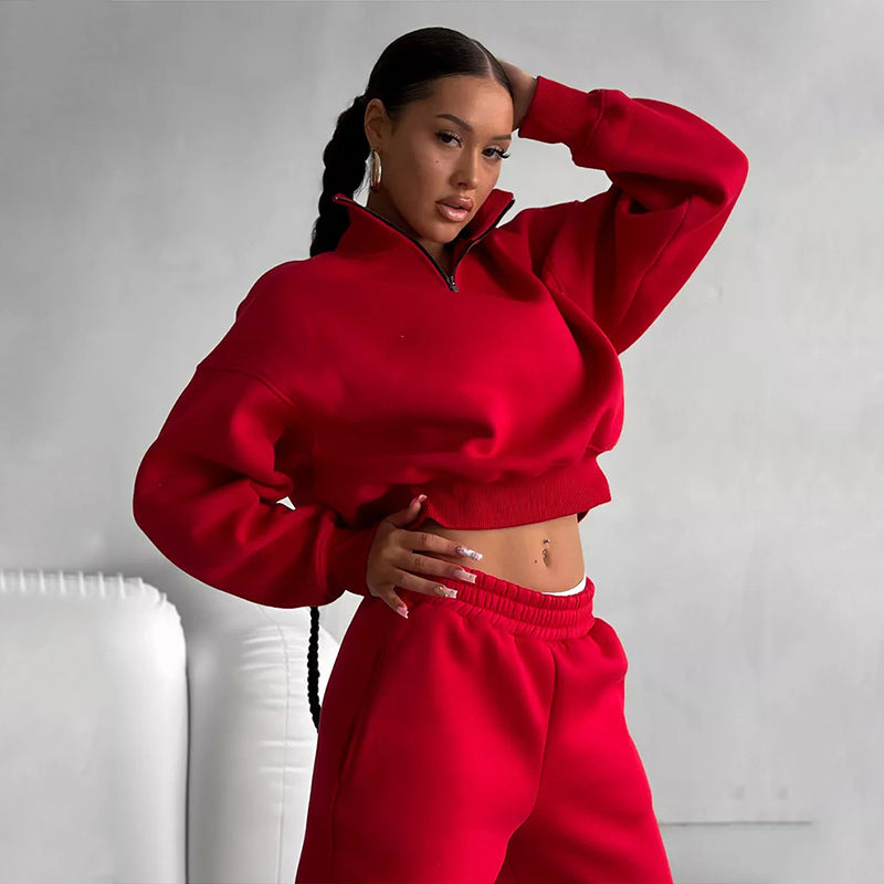 Klassisk cropped sweatshirt til kvinder med høj krave Skovae