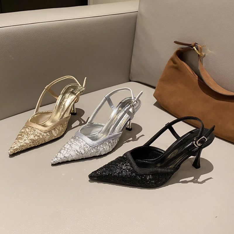 Dame Slingback Pumps med filigran spidsemønster og glitrende finish Stilla