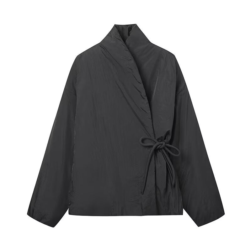 Dame moderigtig overgangsjakke med høj krave og bælte Stilla