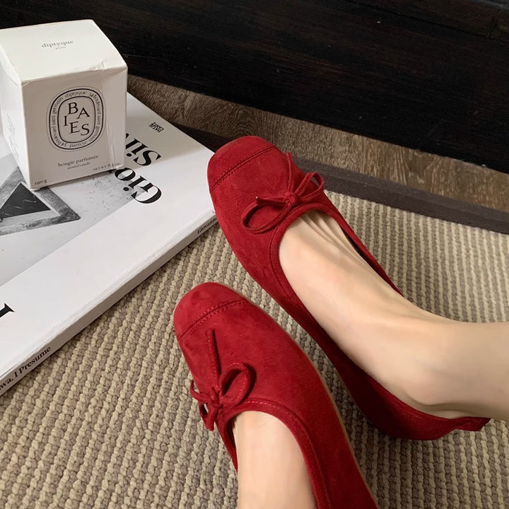 Dame Ballerina Flats i ruskind med sløjfeaccent Stilla