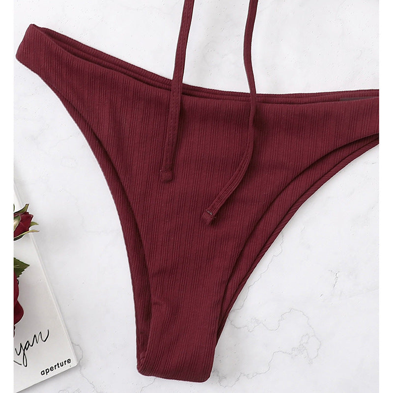 Dame bikinisæt med justerbare stropper og elegant ribbedesign Stilla