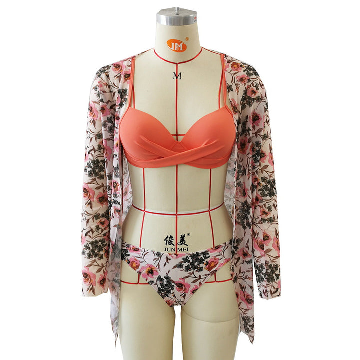 Dame bikini-sæt med floral kimono og elegant top Stilla