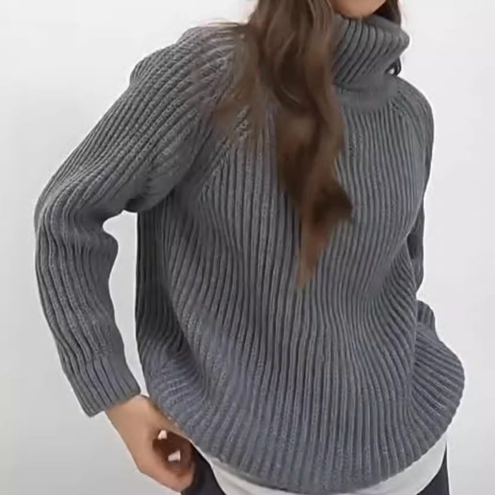 Dame Grovstrikpullover med høj krave og sidelængder Stilla