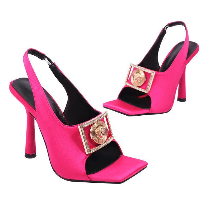 Dame Open-Toe Slingback Hælesandaler med dekorativt Statement-design Stilla