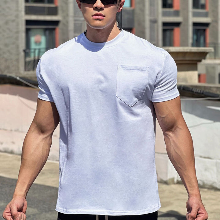 Herrer Fitness T-shirt med praktisk brystlomme-design og afslappet snit Stilla