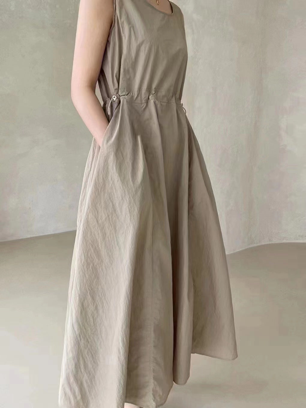 Dame Midi-Kjole med struktureret Oversized-Jakke Stilla